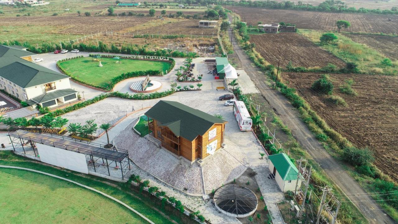 Faith Cricket Club & Resort Bhopal Esterno foto