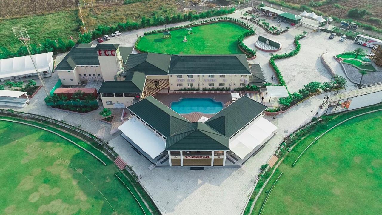 Faith Cricket Club & Resort Bhopal Esterno foto
